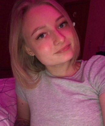 💋 Я создам незабываемую атмосферу нашей встречи, где ты сможешь полностью расслабиться и получить невероятное наслаждение. 😍 У меня много возможностей, чтобы удовлетворить тебя, и я гарантирую, что ты останешься доволен нашими играми. 😈 Также у меня есть отличные отзывы от предыдущих клиентов, которые оценили мои услуги. 🌟 Если ты хочешь узнать больше о моих фото и дополнительных услугах, пиши мне прямо сейчас! 💕 Тебя ждет незабываемый опыт в Москве! 🌆 Светлана
